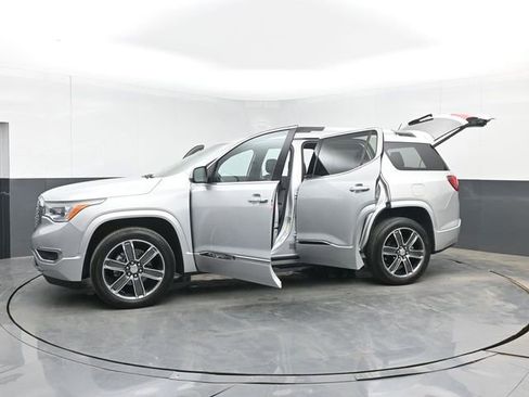 Used 2017 GMC Acadia Denali FWD image 54