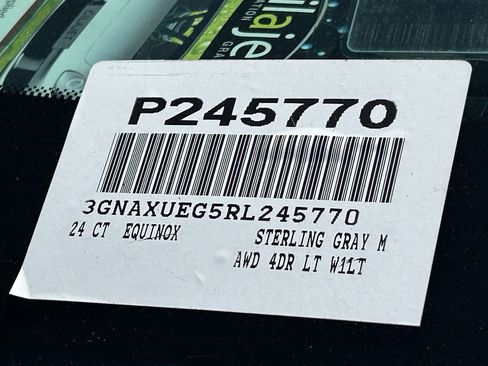 Used 2024 Chevrolet Equinox LT image 32