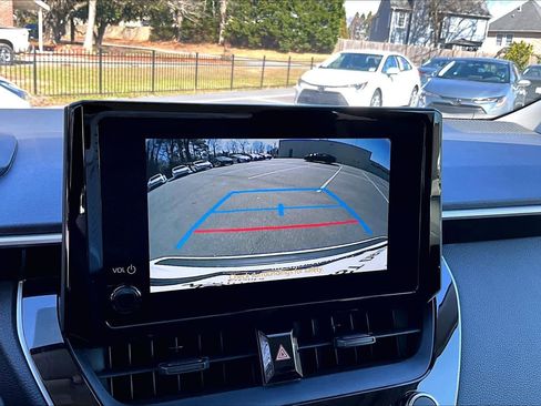 Certified 2025 Toyota Corolla LE image 26