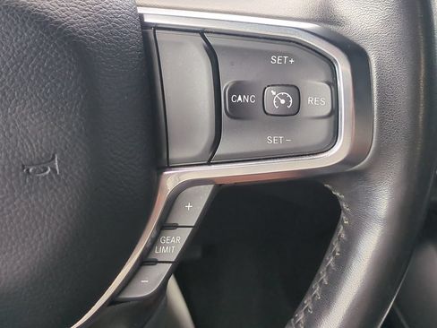 Used 2024 RAM 1500 Laramie RWD image 28