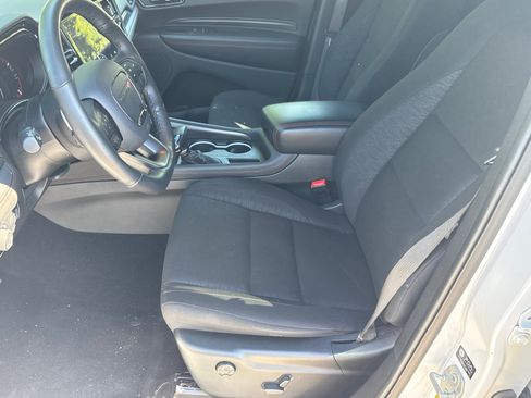 Used 2025 Dodge Durango GT RWD image 9