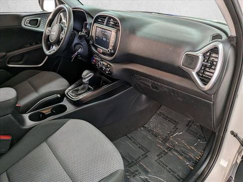 Used 2024 Kia Soul LX w/ Option Group 015 FWD image 26