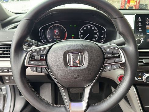 Used 2018 Honda Accord Touring image 20