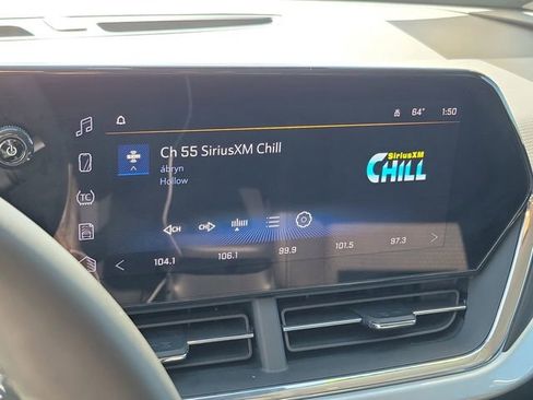 Certified 2025 Chevrolet Trax LT w/ LT Convenience Package image 24