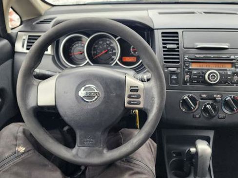 Used 2011 Nissan Versa 1.8 S w/ PWR Plus Pkg image 17