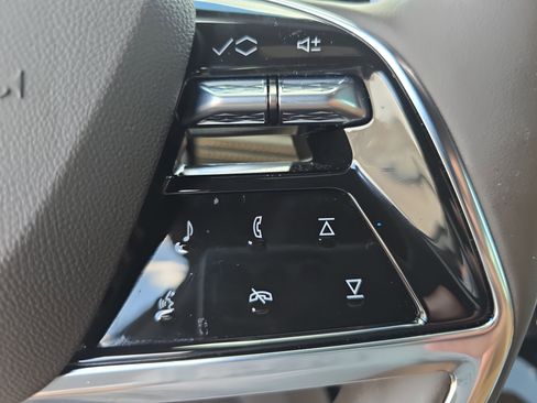 New 2025 Cadillac Escalade Premium Luxury w/ Touring Package AWD/4WD image 22