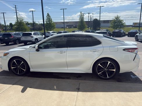 Used 2018 Toyota Camry XSE w/ Driver Assist Package FWD image 6