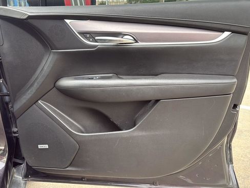 Used 2017 Cadillac XT5 Luxury w/ Driver Awareness Package FWD image 36