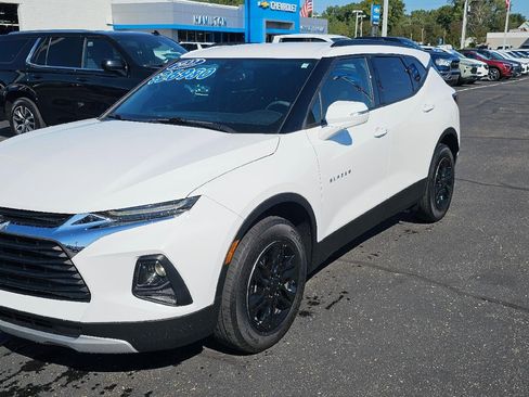 Used 2022 Chevrolet Blazer LT image 3