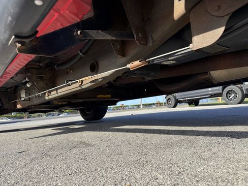 Used 2005 GMC Sierra 2500 SLE w/ Heavy-Duty Power Package image 14