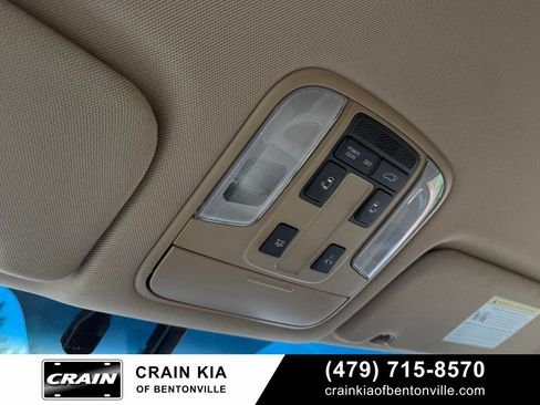 Used 2016 Kia Sedona EX FWD image 21