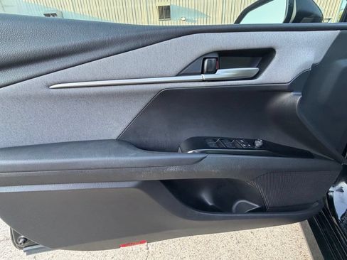 Used 2025 Toyota Camry LE FWD image 18