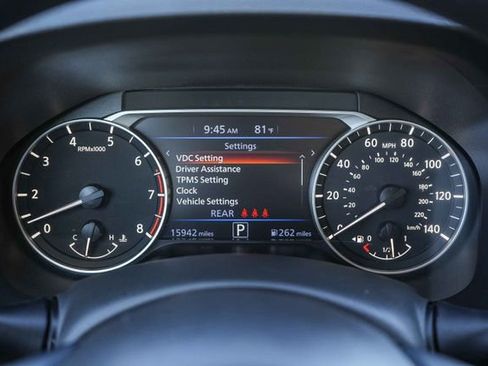 Used 2025 Nissan Altima 2.5 SV FWD image 26