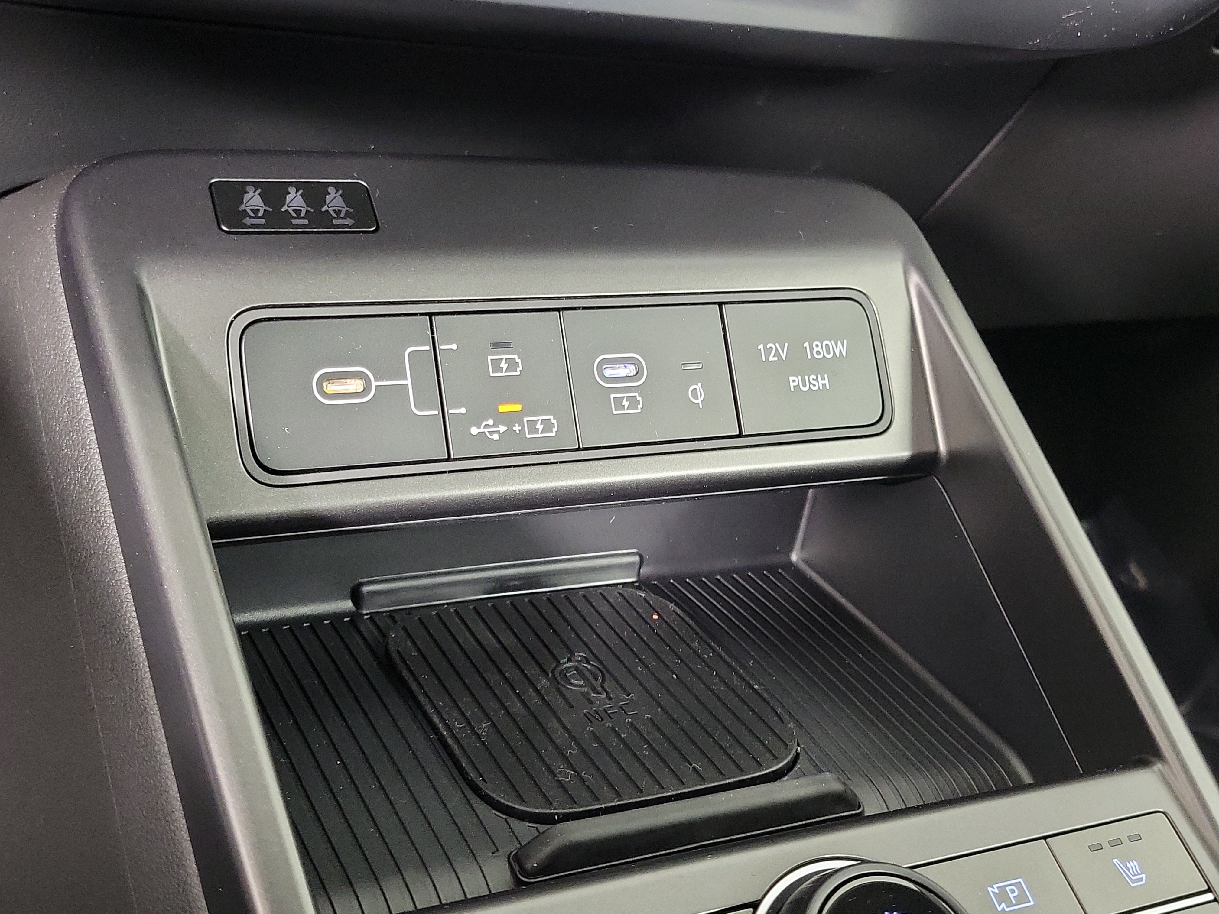 New 2026 Hyundai Kona Limited AWD/4WD image 18