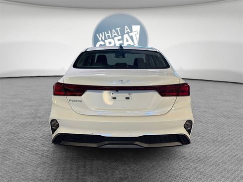 Certified 2023 Kia Forte LXS image 5