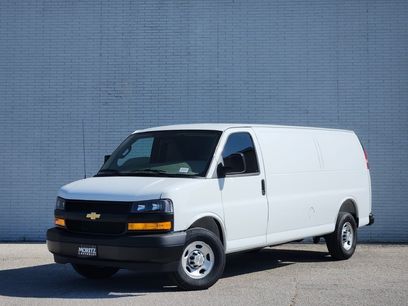 New 2026 Chevrolet Express 2500 Extended w/ Safety Package