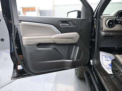 New 2026 Chevrolet Colorado ZR2 w/ Technology Package image 9