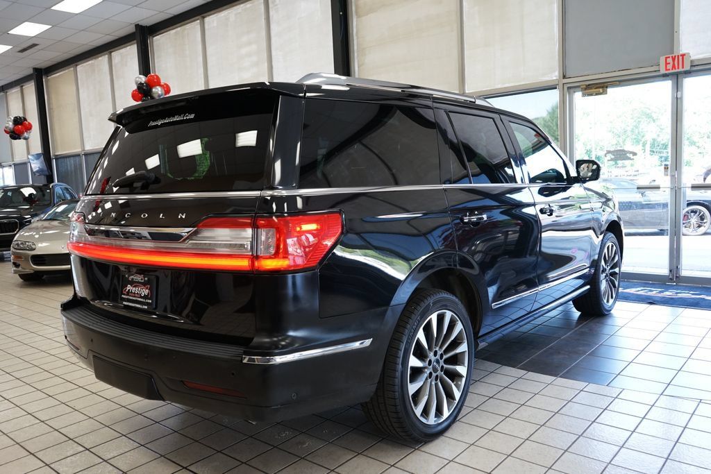 Used 2021 Lincoln Navigator Reserve AWD/4WD image 19