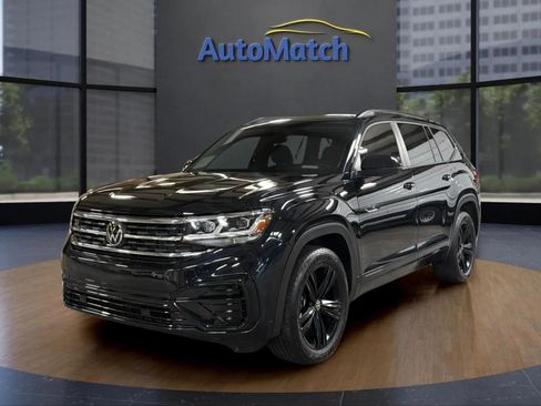 Used 2023 Volkswagen Atlas SEL R-Line image 3