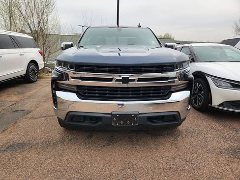 Used 2022 Chevrolet Silverado 1500 LT image 10
