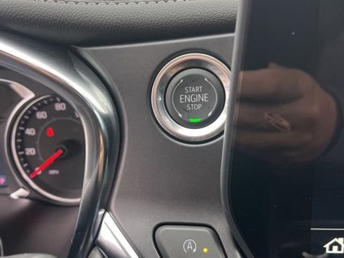 New 2025 Chevrolet Blazer LT w/ Convenience Package image 21