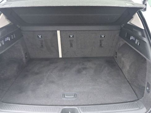 Used 2022 Buick Envision Avenir w/ Technology Package II FWD image 30