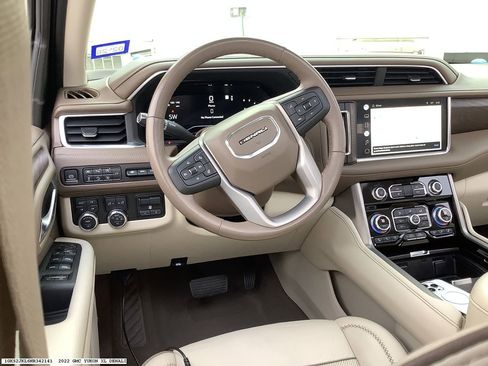 Used 2022 GMC Yukon XL Denali w/ Max Trailering Package image 10