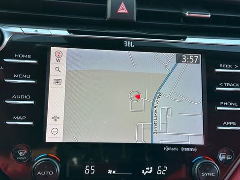 Used 2020 Toyota Camry XSE image 27