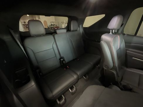 Used 2024 Chevrolet Traverse RS w/ LPO, Floor Liner Package image 20