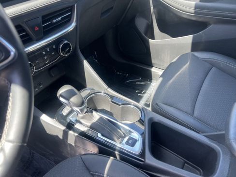 Used 2025 Buick Encore GX Preferred FWD image 7