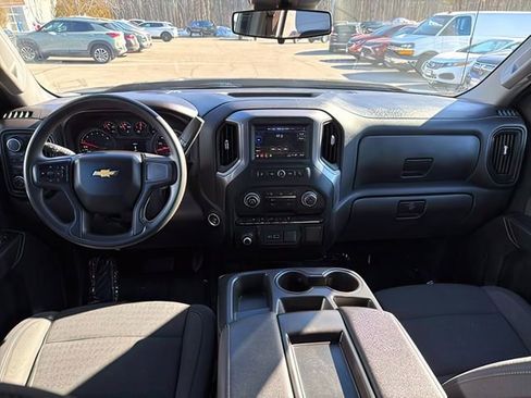 Used 2023 Chevrolet Silverado 1500 Custom image 23
