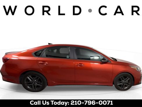 Used 2020 Kia Forte GT-Line image 15