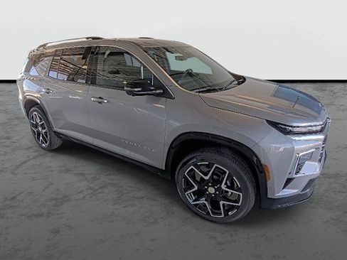 New 2026 Chevrolet Traverse High Country FWD image 4