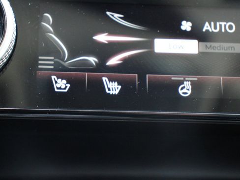 Used 2021 Genesis GV80 2.5T w/ Prestige Package 04 image 31