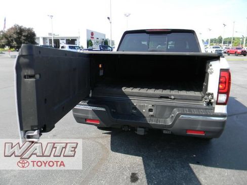 Used 2019 Honda Ridgeline RTL-T image 6