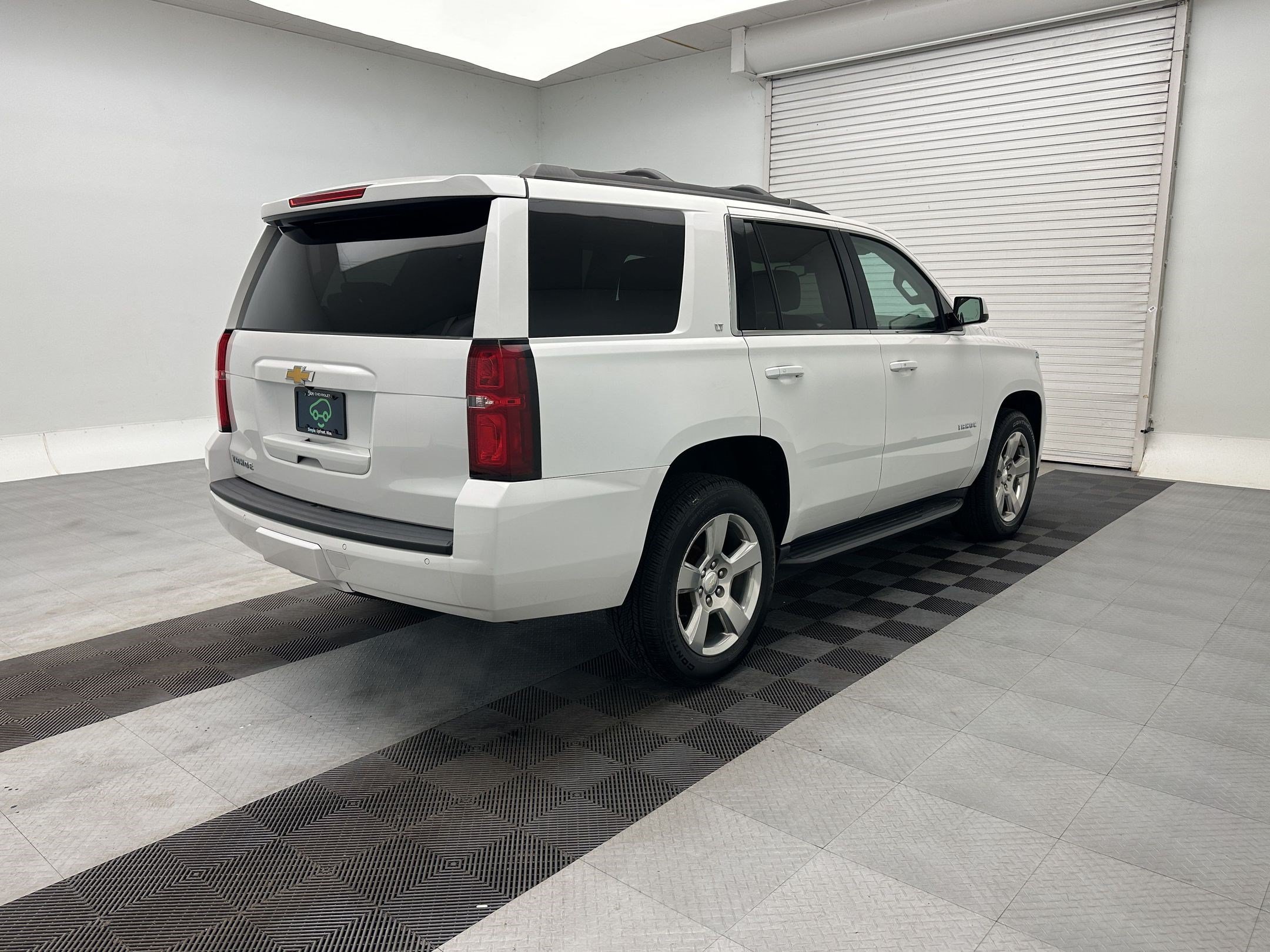 Certified 2020 Chevrolet Tahoe LT w/ Luxury Package AWD/4WD image 9