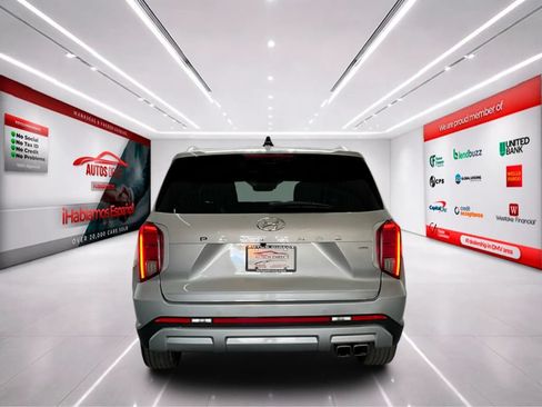 Used 2023 Hyundai Palisade Limited w/ Cargo Package AWD/4WD image 6