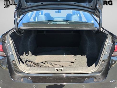 Certified 2024 Nissan Versa S w/ Trunk Package FWD image 17