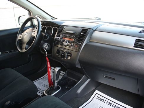 Used 2012 Nissan Versa 1.8 S w/ Special Edition Pkg image 5