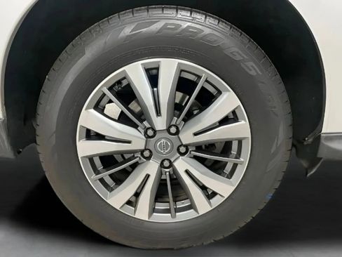 Used 2020 Nissan Pathfinder SV FWD image 26