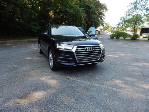 Used 2017 Audi Q7 3.0T Prestige image 69