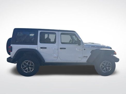 Used 2025 Jeep Wrangler Unlimited Rubicon image 12