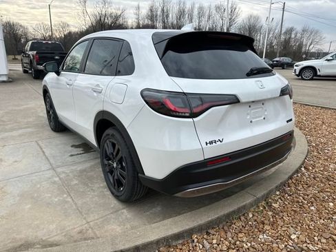 New 2026 Honda HR-V Sport image 3