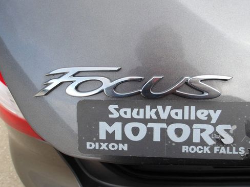 Used 2013 Ford Focus SE FWD image 35