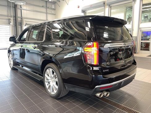 Used 2024 Chevrolet Suburban High Country image 22