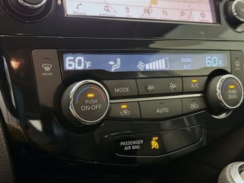 Used 2021 Nissan Rogue Sport SL w/ Premium Package FWD image 23