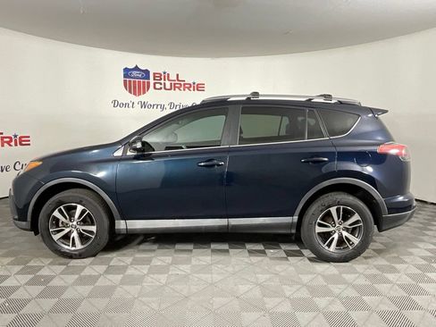 Used 2017 Toyota RAV4 XLE FWD image 6