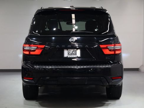 Used 2021 Nissan Armada SL w/ Midnight Edition Package AWD/4WD image 2