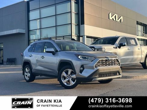 Used 2020 Toyota RAV4 Limited w/ Limited Grade Weather Package AWD/4WD image 1