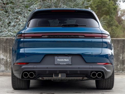 New 2025 Porsche Cayenne S image 10